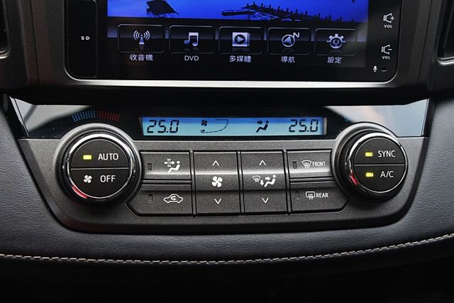✔️ikey ✔️4安 ✔️快控 ✔️定速 ✔️恆溫 ✔️ISOFIX ✔️電動椅  第15張相片