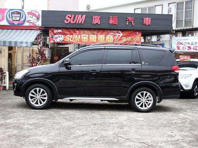 ✔️旗艦型 ✔️數位儀表 ✔️定速 ✔️後出風口 ✔️車頂架 ✔️導航  第2張相片
