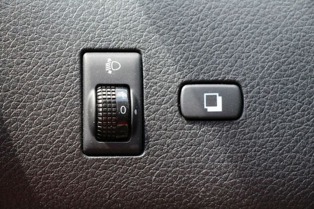 ✔️雙安 ✔️ikey ✔️安卓機 ✔️後座出風口 ✔️顯影 ✔️雙區恆溫 ✔️環景 ✔️電折  第14張相片