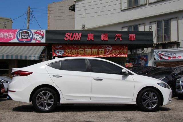 ✔️雙安 ✔️影音系統 ✔️皮椅✔️感應頭燈 ✔️感應雨刷 ✔️ISOFIX  第2張相片