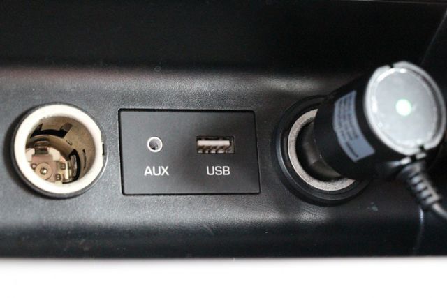 ✔️雙安 ✔️影音系統 ✔️皮椅✔️感應頭燈 ✔️感應雨刷 ✔️ISOFIX  第10張相片