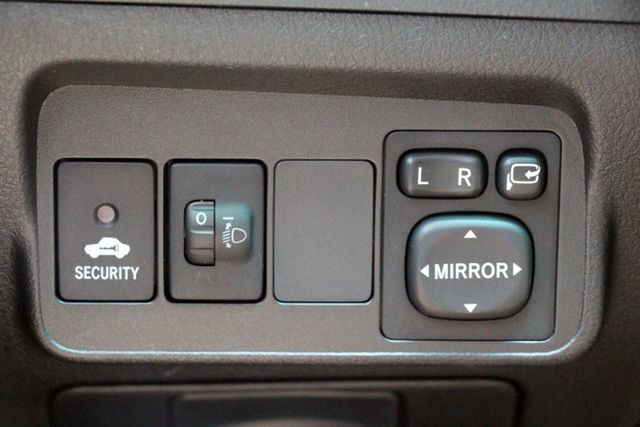 ✔️2安  ✔️定速 ✔️抬頭顯示器 ✔️影音 ✔️恆溫 ✔️跑9萬  第8張相片