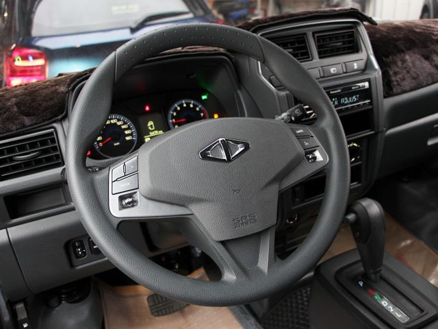 ✔️2安 ✔️定速✔️後座出風口 ✔️前後行車紀錄器 ✔️盲點 ✔️抬頭顯示器  ✔️只跑5千  第14張相片