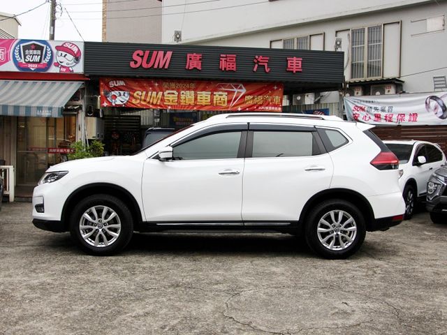 ✔️6安 ✔️ACC ✔️電尾門 ✔️環景 ✔️IKEY ✔️後出風口 ✔️定速✔️LED頭燈  ✔️跑10萬  第2張相片