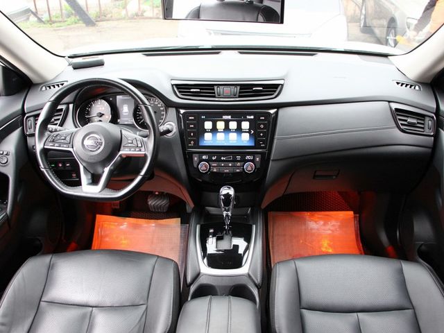 ✔️6安 ✔️ACC ✔️電尾門 ✔️環景 ✔️IKEY ✔️後出風口 ✔️定速✔️LED頭燈  ✔️跑10萬  第5張相片