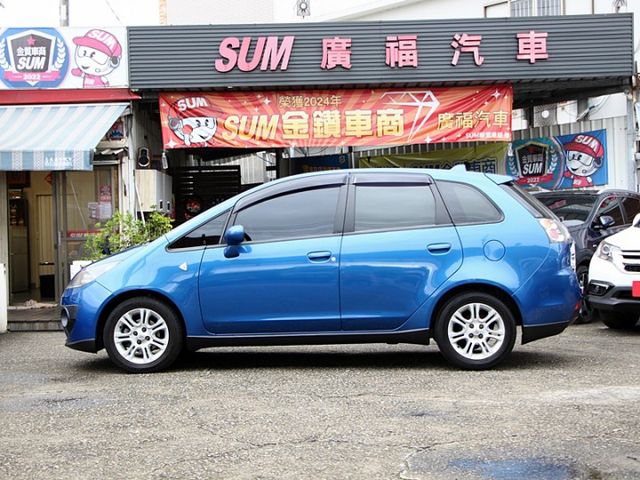 ✔️2安✔️io運動版✔️燻黑大燈✔️影音✔️倒車顯影✔️抬頭顯示器✔️跑31萬  第2張相片