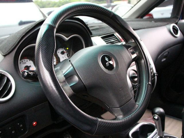 ✔️2安✔️io運動版✔️燻黑大燈✔️影音✔️倒車顯影✔️抬頭顯示器✔️跑31萬  第13張相片