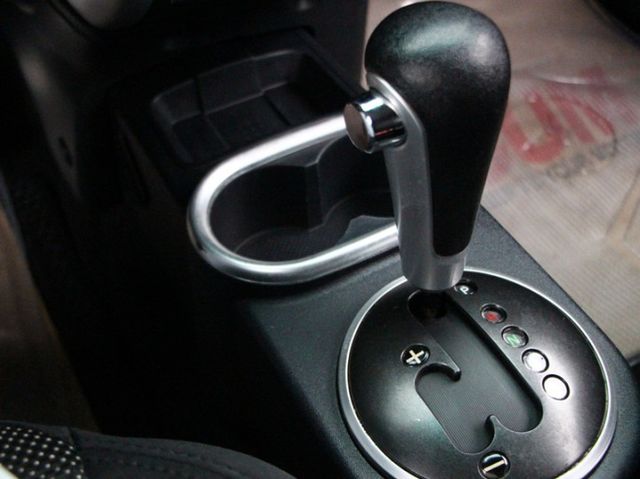 ✔️2安✔️io運動版✔️燻黑大燈✔️影音✔️倒車顯影✔️抬頭顯示器✔️跑31萬  第16張相片