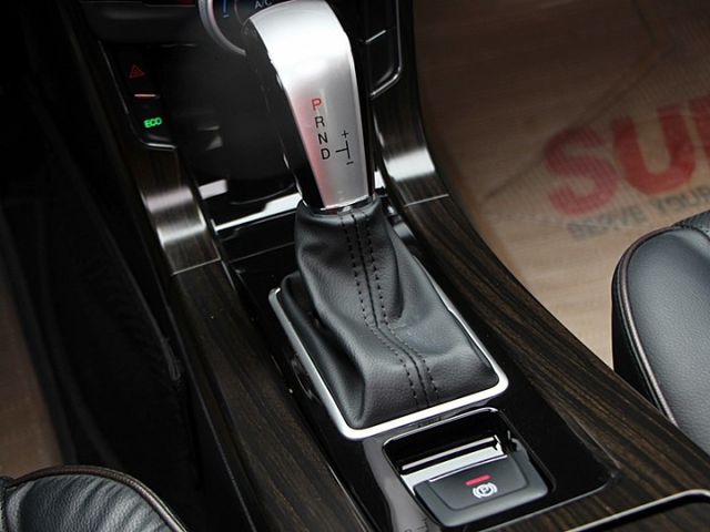 ✔️6安✔️定速✔️天窗✔️恆溫✔️ 安卓機✔️尾翼✔️電折✔️電子手煞車✔️TCS✔️跑10萬  第20張相片