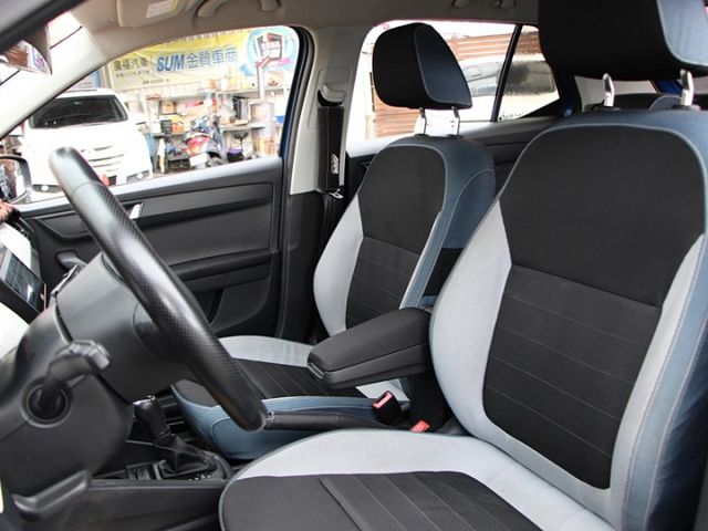 ✔️6安 ✔️IKEY ✔️安卓機 ✔️定速 ✔️改鋁圈 ✔️isofix ✔️TCS ✔️跑9萬  第9張相片