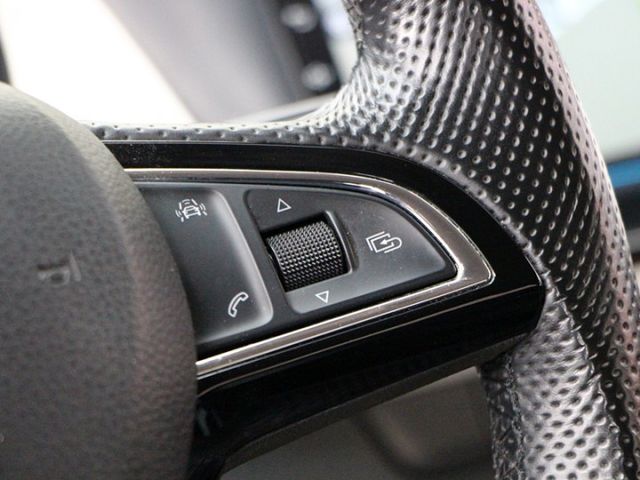 ✔️6安 ✔️IKEY ✔️安卓機 ✔️定速 ✔️改鋁圈 ✔️isofix ✔️TCS ✔️跑9萬  第16張相片