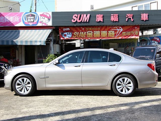 ✔️6安✔️IKEY✔️雙區恆溫✔️天窗✔️後座出風口✔️電子手煞車✔️電尾門✔️磁吸們✔️跑17萬  第2張相片