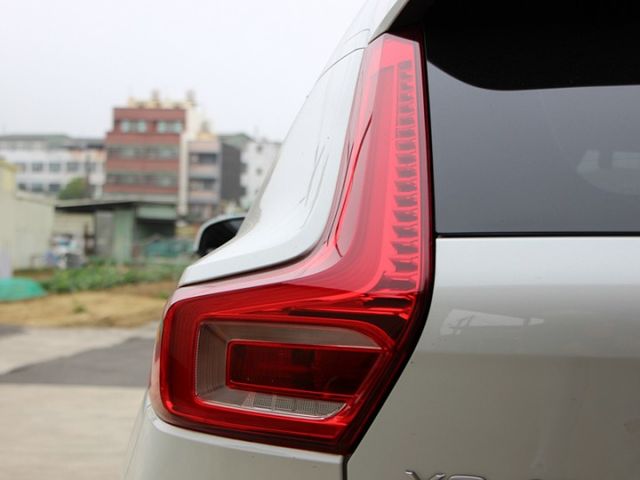 ✔️7安 ✔️ACC ✔️電尾門 ✔️環景 ✔️IKEY摸門 ✔️雙電動椅 ✔️LED頭燈 ✔️TCS ✔️跑10萬  第6張相片