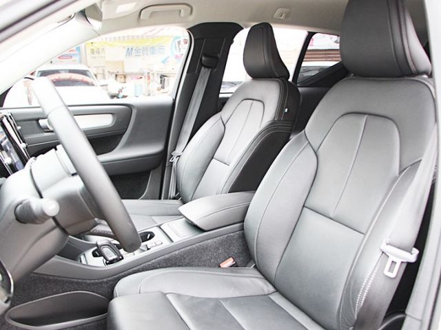 ✔️7安 ✔️ACC ✔️電尾門 ✔️環景 ✔️IKEY摸門 ✔️雙電動椅 ✔️LED頭燈 ✔️TCS ✔️跑10萬  第9張相片