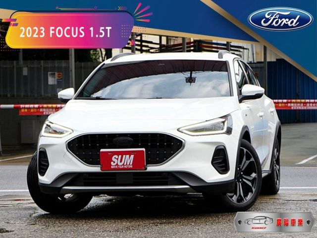 ✔️6安✔️IKEY✔️雙區恆溫✔️抬頭顯示器 ✔️導航✔️只跑1萬1✔️  第1張相片