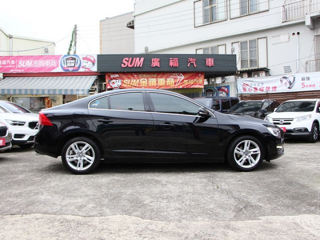 ✔️6安 ✔️快撥 ✔️定速 ✔️導航 ✔️HID頭燈 ✔️雙電動椅 ✔️跑8萬  第4張相片