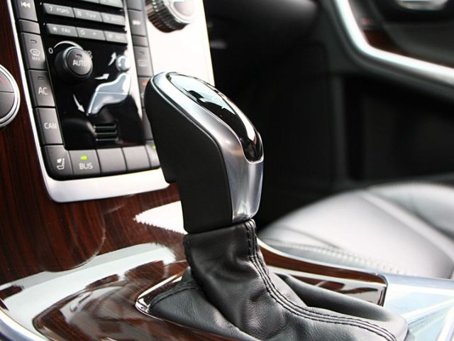 ✔️6安 ✔️快撥 ✔️定速 ✔️導航 ✔️HID頭燈 ✔️雙電動椅 ✔️跑8萬  第19張相片