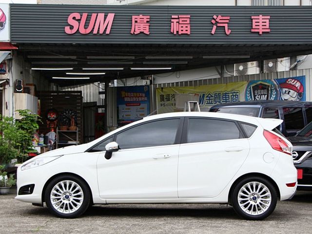 ✔️6安✔️抬頭顯示器✔️快控✔️影音✔️✔️恆溫✔️倒車顯影✔️跑10萬  第2張相片