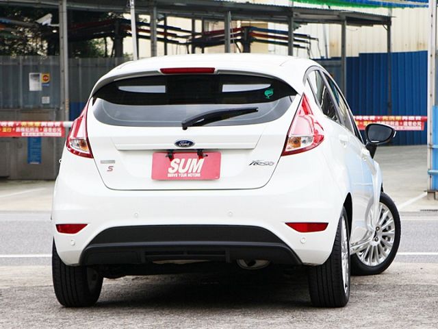 ✔️6安✔️抬頭顯示器✔️快控✔️影音✔️✔️恆溫✔️倒車顯影✔️跑10萬  第3張相片