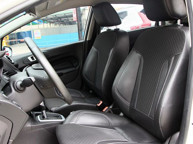 ✔️6安✔️抬頭顯示器✔️快控✔️影音✔️✔️恆溫✔️倒車顯影✔️跑10萬  第8張相片