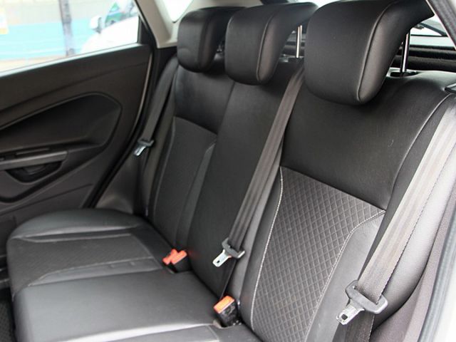 ✔️6安✔️抬頭顯示器✔️快控✔️影音✔️✔️恆溫✔️倒車顯影✔️跑10萬  第9張相片