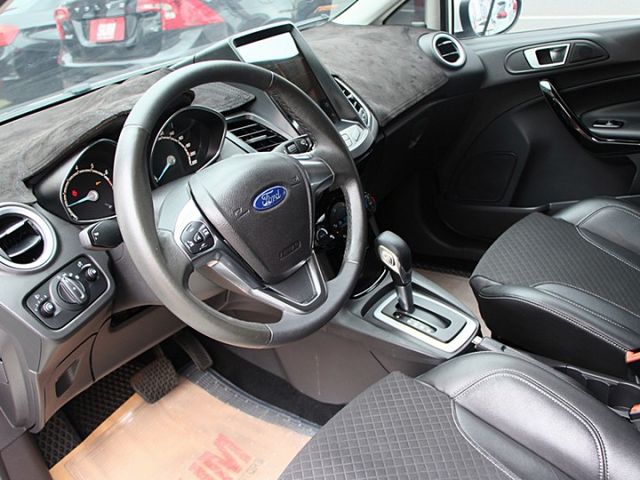 ✔️6安✔️抬頭顯示器✔️快控✔️影音✔️✔️恆溫✔️倒車顯影✔️跑10萬  第10張相片