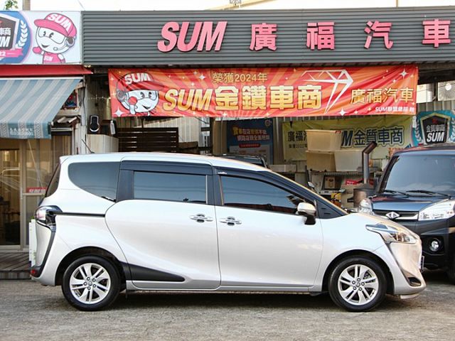 ✔️4安 ✔️快撥 ✔️定速 ✔️盲點✔️顯影 ✔️IKEY✔️單電滑門 ✔️跑12萬9  第4張相片