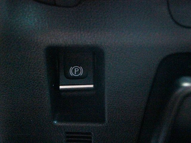 ✔️8安 ✔️IKEY ✔️CARPLAY ✔️分區控溫 ✔️電尾門 ✔️ACC ✔️跑12萬  第17張相片
