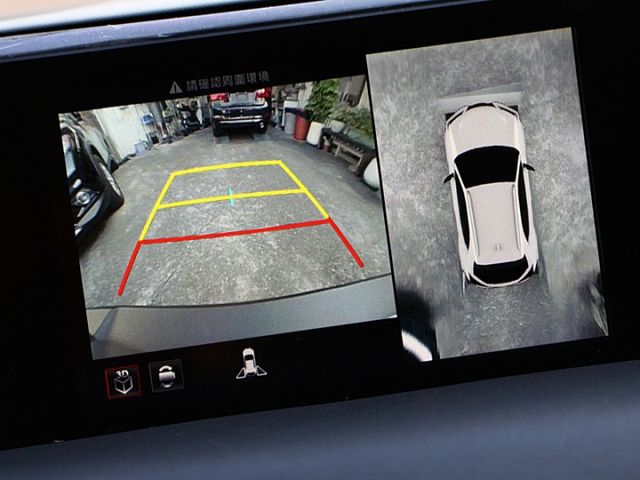 ✔️8安 ✔️IKEY ✔️CARPLAY ✔️分區控溫 ✔️電尾門 ✔️ACC ✔️跑12萬  第18張相片