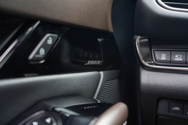 Signature最頂級、里程僅跑1.2萬、BOSE音響、車偏、ACC跟車、電動尾門、環景系統、倒車顯影  第11張相片