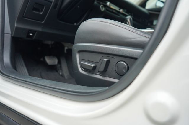 Signature最頂級、里程僅跑1.2萬、BOSE音響、車偏、ACC跟車、電動尾門、環景系統、倒車顯影  第12張相片