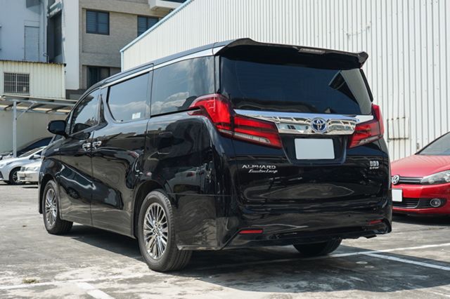 油電版2.5、里程僅跑5萬多、雙前冷熱椅、17揚、車偏、ACC跟車、環景、全景天窗、4WD  第3張相片