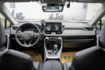 2.0旗艦版、里程僅跑2萬多、環景系統、ACC跟車、車偏警示、電動尾門與座椅、雙前電熱椅、6支揚聲器  第7張縮圖