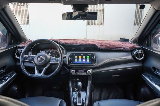 智行旗艦版1.5、里程8萬多、大空間代步車、環景系統、車偏警示、免KEY、車頂行李架  第7張相片
