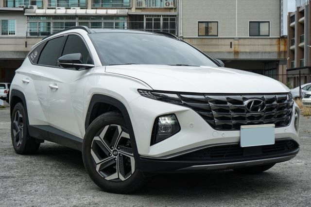 GLT-B 、全景天窗、電尾門、整備中  第1張相片