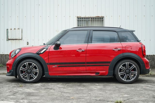 整備中、原廠JCW 、4WD、Carplay、倒車顯影、HK音響  第5張相片