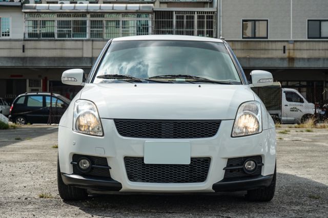 GLX T3大包、里程僅跑7萬2、好開大推的代步車  第2張相片
