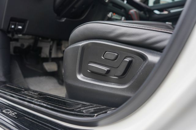 頂級版、ACC跟車系統、環景系統、電尾門、整備中  第12張相片