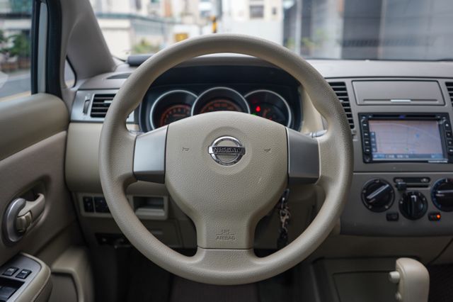 豪華版1.6、2WD前驅、里程僅跑8萬多、代步好車好保養、衛星導航、倒車顯影  第13張相片