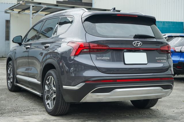 油電車、渦輪增壓、電動座椅、電子後視鏡、ACC跟車、車偏警示、電動尾門、盲點  第3張相片