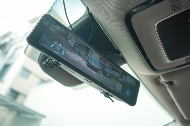 油電車、渦輪增壓、電動座椅、電子後視鏡、ACC跟車、車偏警示、電動尾門、盲點  第13張相片