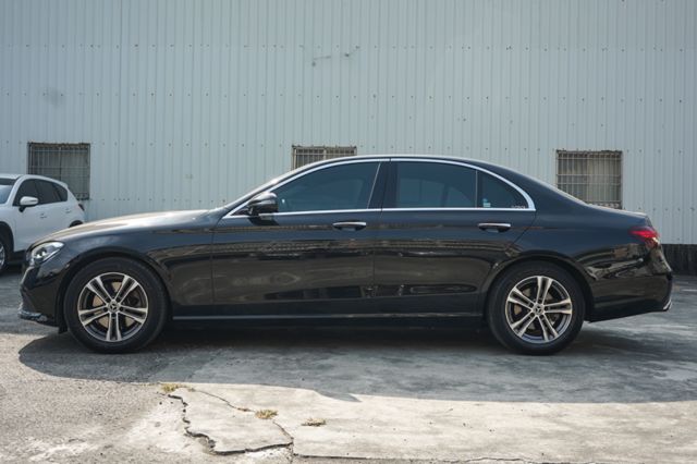 2.0輕油電 Avantgarte、渦輪、電座、導航、環景、盲點、免key、電尾  第5張相片