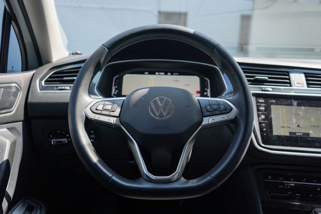 2023年11月出廠、7人座、里程僅跑2萬多、環景、電動尾門、盲點、電動座椅、整備中  第8張相片