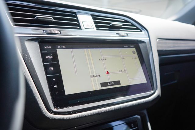 2023年11月出廠、7人座、里程僅跑2萬多、環景、電動尾門、盲點、電動座椅、整備中  第14張相片