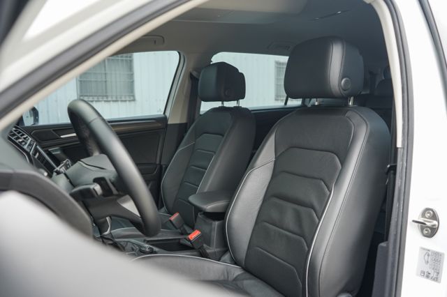 新車保固至2028年11月、里程僅跑5萬多、渦輪增壓、環景、電尾、盲點、電動座椅、免key、整備中  第6張相片