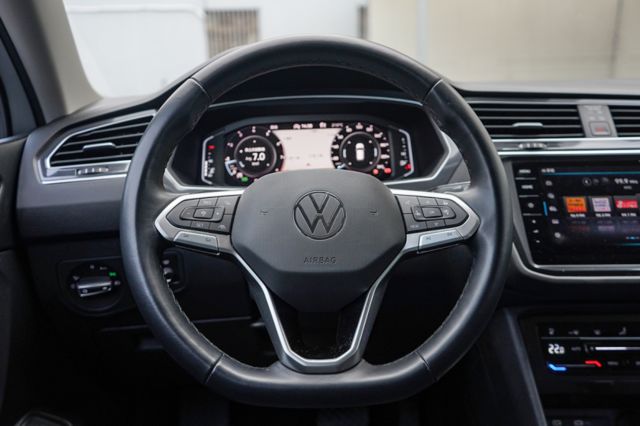 新車保固至2028年11月、里程僅跑5萬多、渦輪增壓、環景、電尾、盲點、電動座椅、免key、整備中  第8張相片