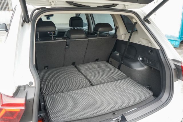 新車保固至2028年11月、里程僅跑5萬多、渦輪增壓、環景、電尾、盲點、電動座椅、免key、整備中  第10張相片