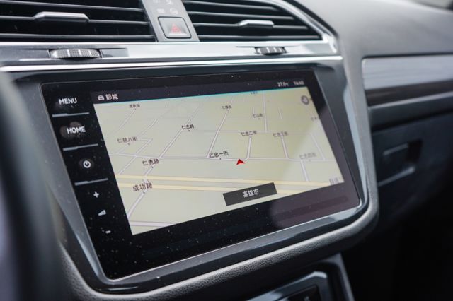 新車保固至2028年11月、里程僅跑5萬多、渦輪增壓、環景、電尾、盲點、電動座椅、免key、整備中  第13張相片