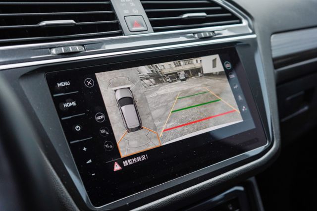 新車保固至2028年11月、里程僅跑5萬多、渦輪增壓、環景、電尾、盲點、電動座椅、免key、整備中  第14張相片