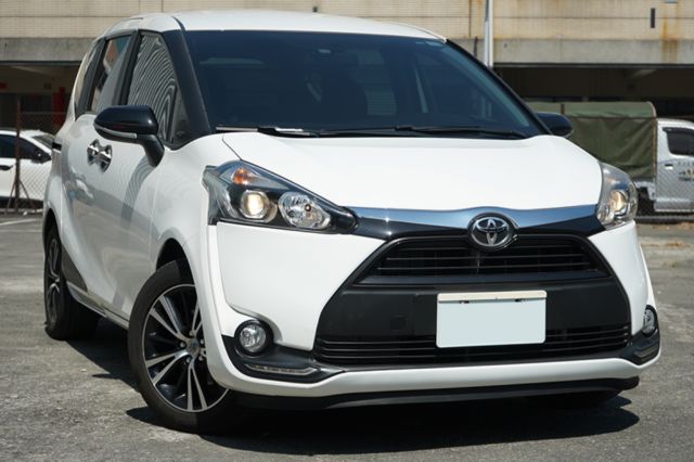 豪華+1.8、里程6萬多、單邊電動門、導航、倒車顯影、盲點、免key、定速、抬顯  第1張相片